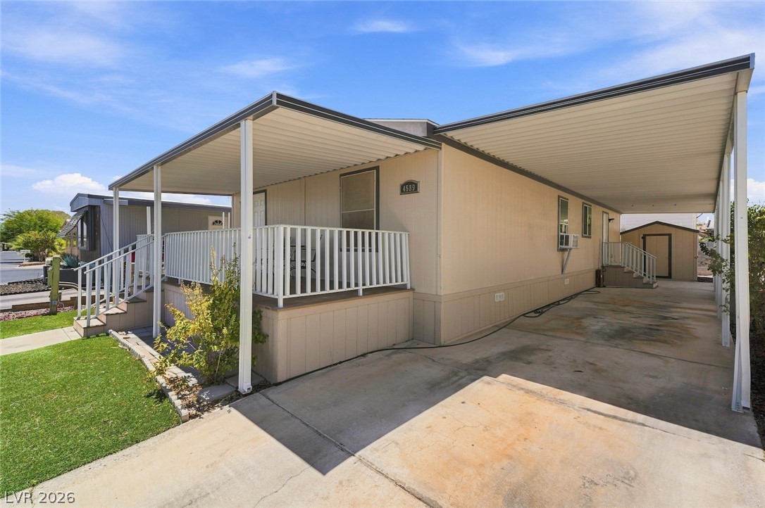 4589 Royal Ridge Boulevard Property Photo 36