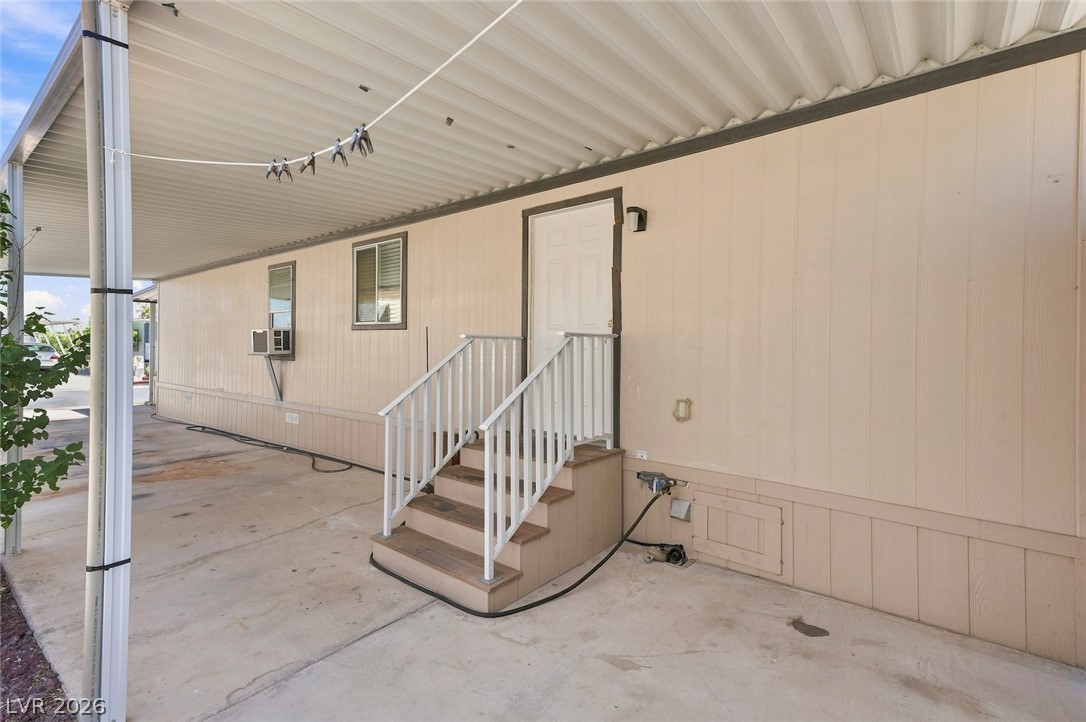 4589 Royal Ridge Boulevard Property Photo 37