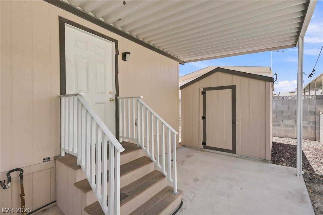 4589 Royal Ridge Boulevard Property Photo 38
