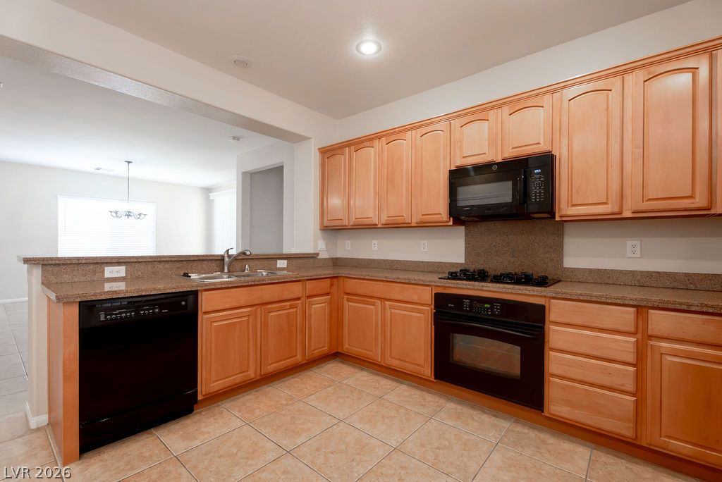 4433 Weitzman Place Property Photo 24