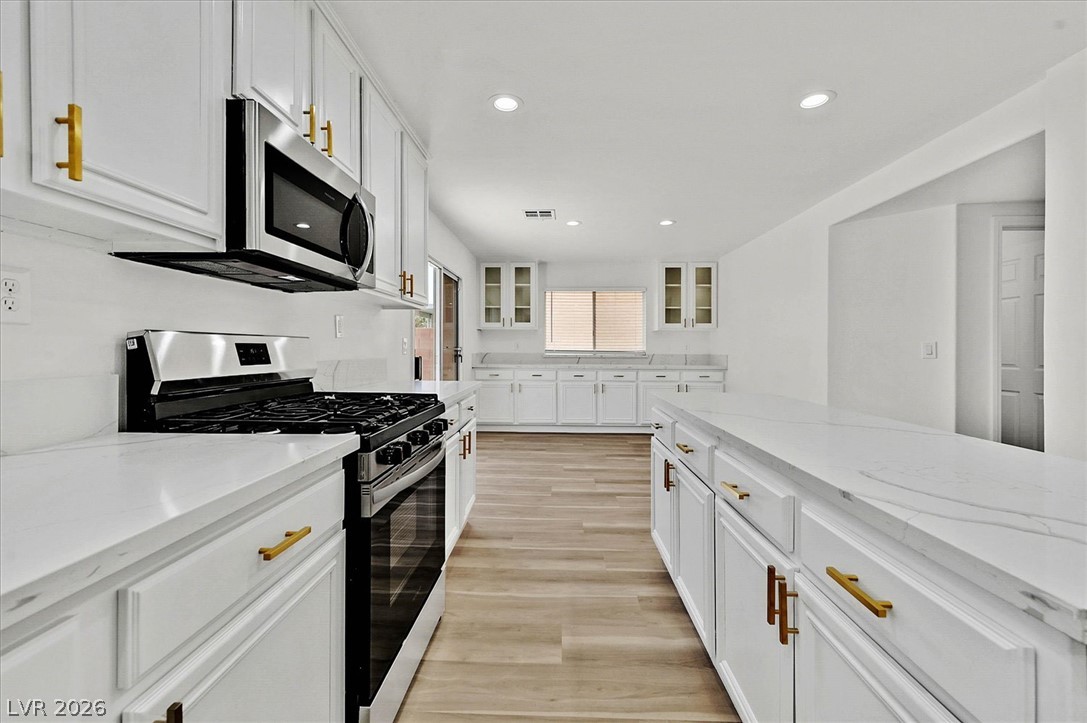 6532 Bright Morning Street Property Photo 5