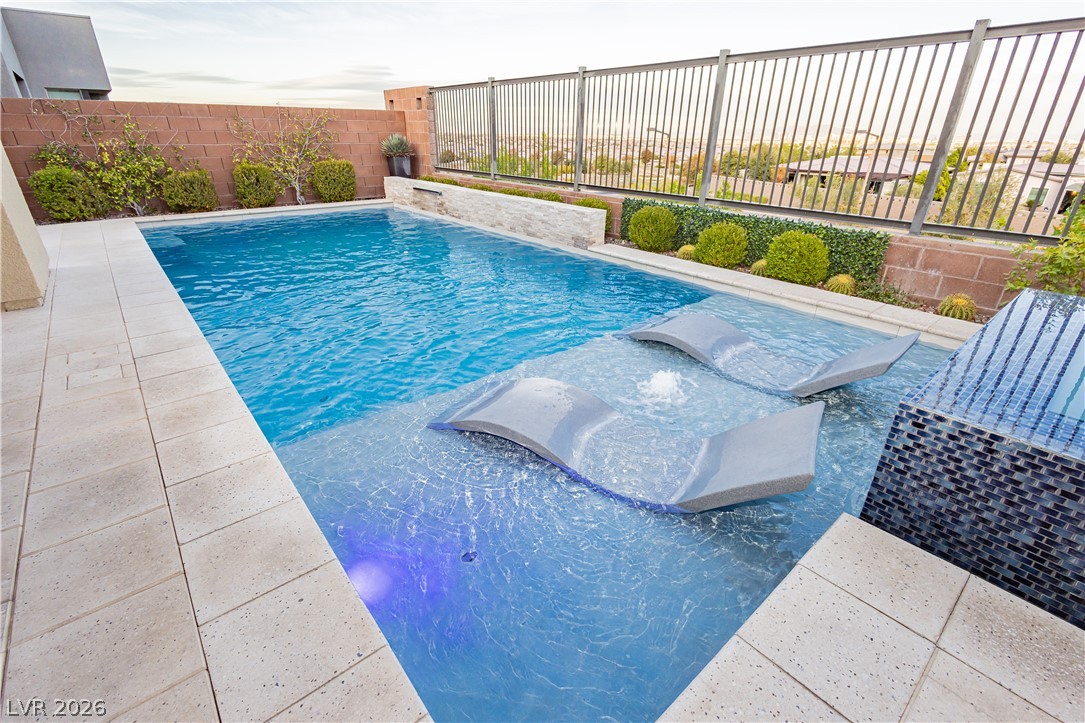 6710 Azimuth Court Property Photo 4