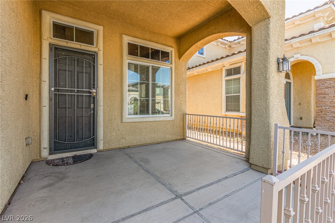 2621 Rainbow Glow Street Property Photo 2