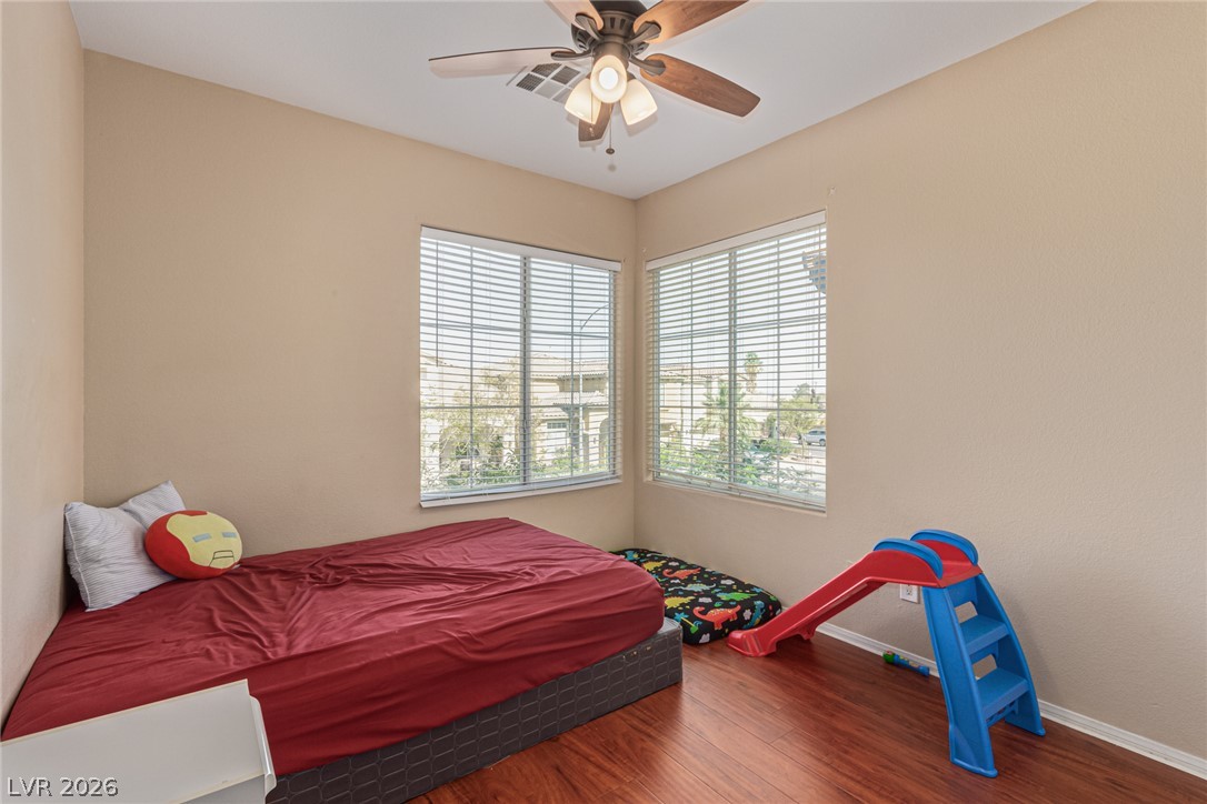 2621 Rainbow Glow Street Property Photo 20