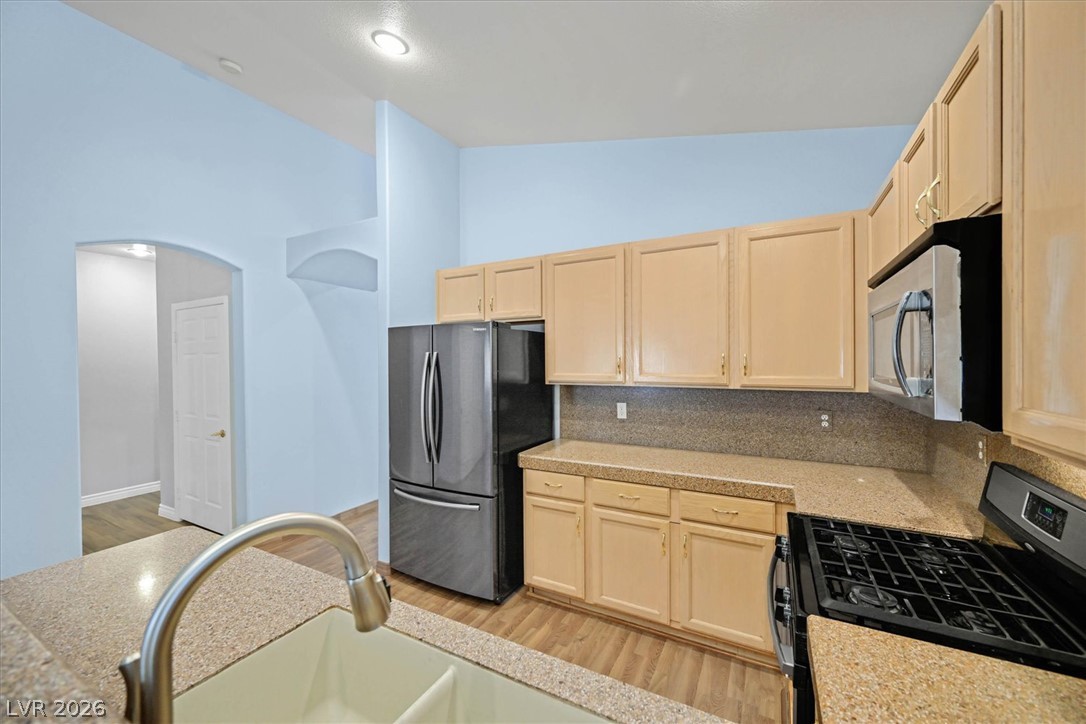 322 Dazzling Terrace Property Photo 3