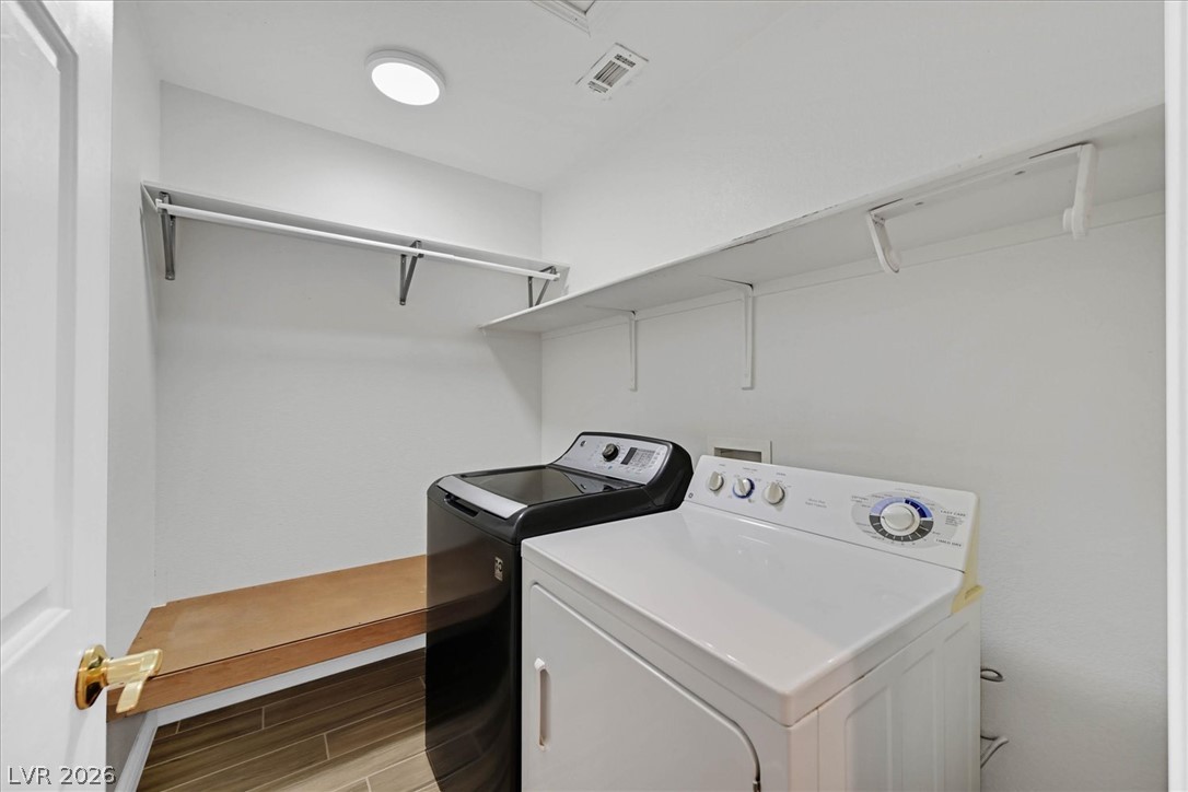 322 Dazzling Terrace Property Photo 23