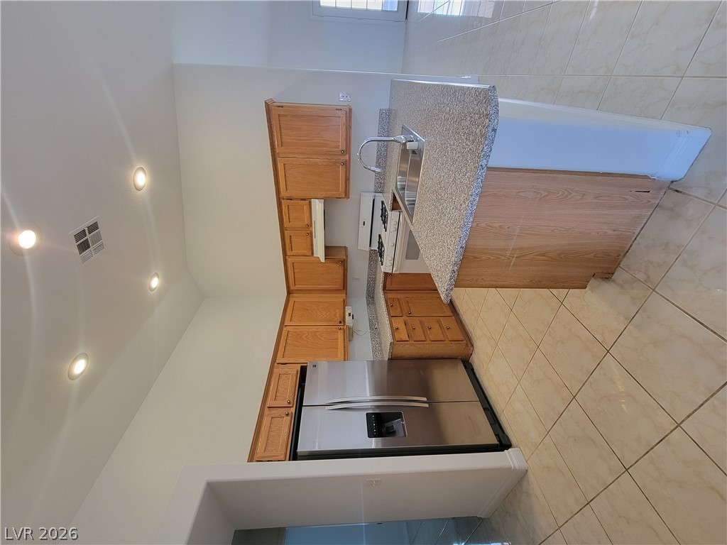 7445 Tumbling Street Property Photo 5