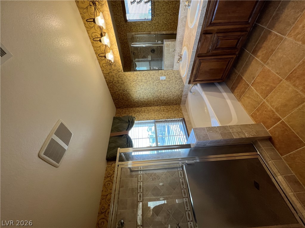 5679 Revere Crossing Avenue Property Photo 11