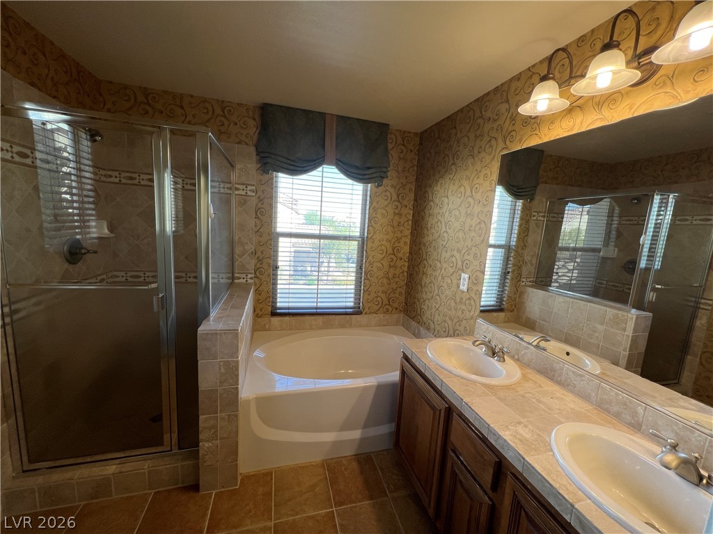5679 Revere Crossing Avenue Property Photo 13