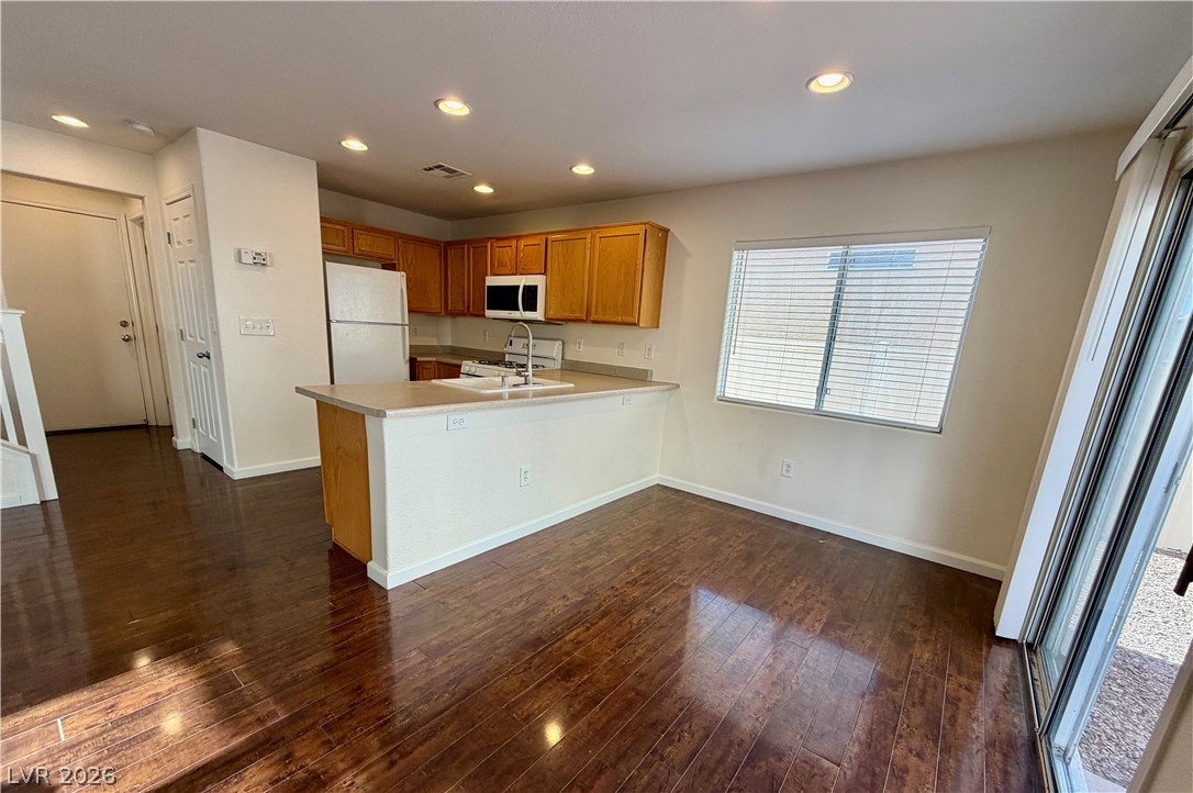 10433 Concetta Avenue Property Photo 5