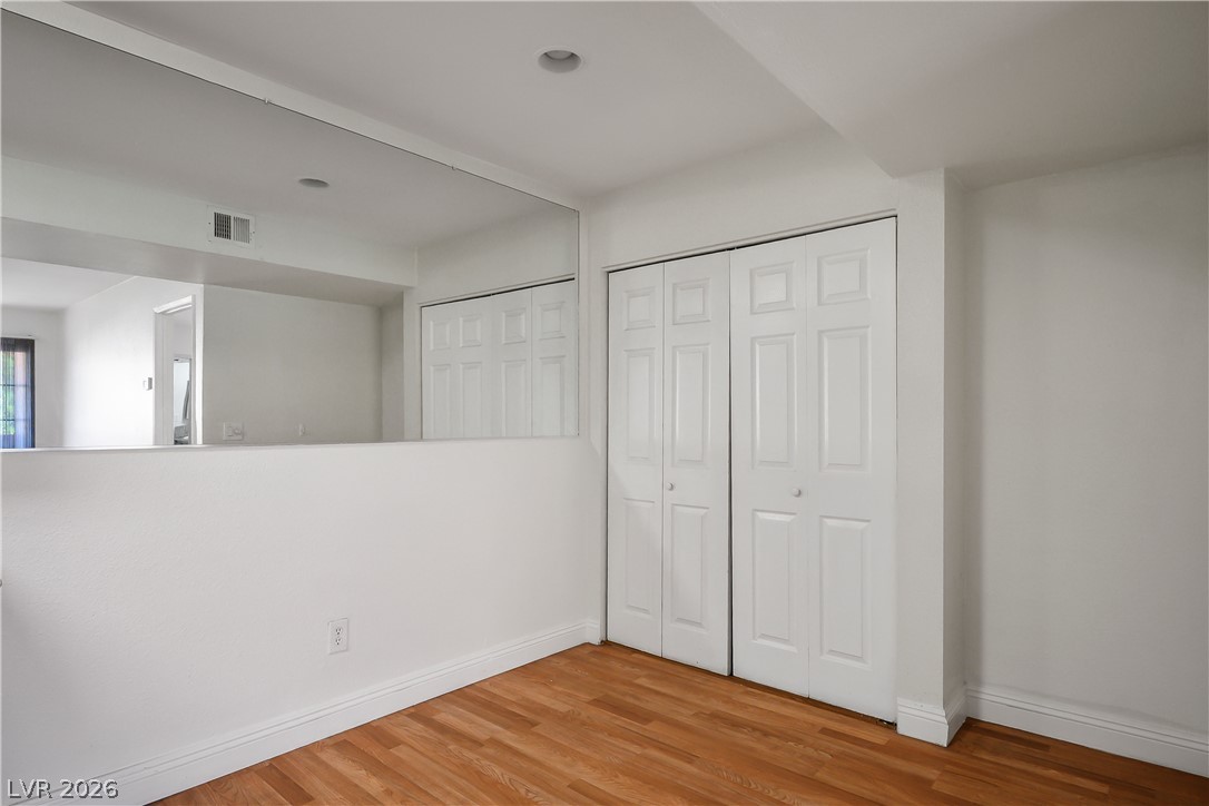 5170 South Jones Boulevard 206 Property Photo 9
