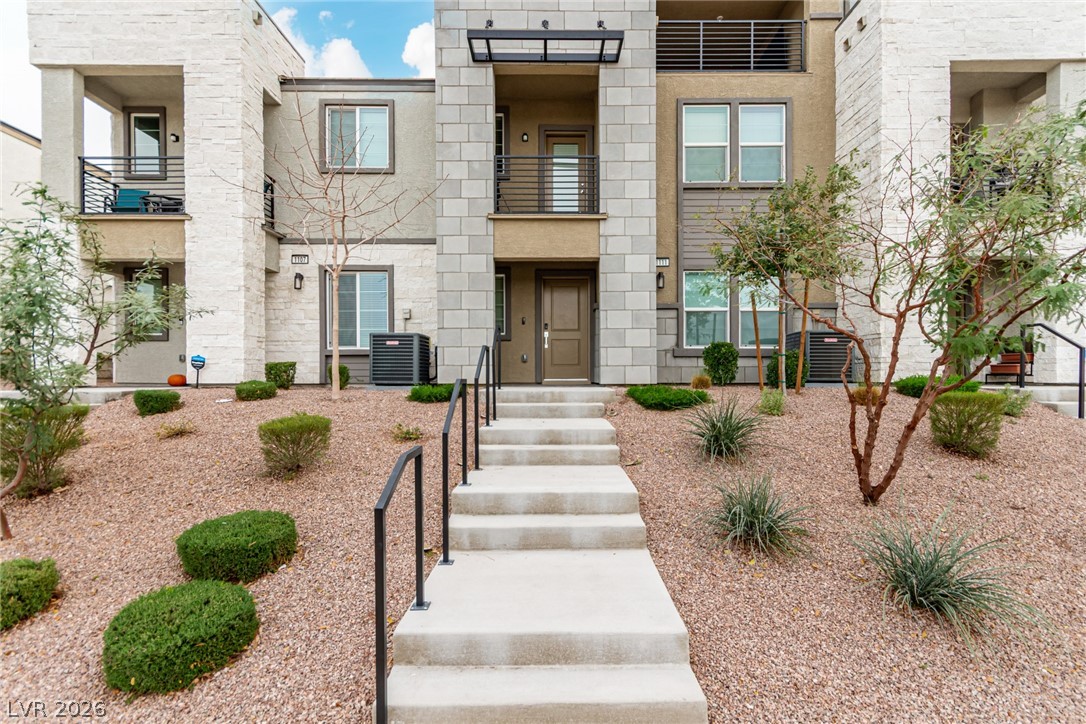 1111 Heliodor Avenue Property Photo 4