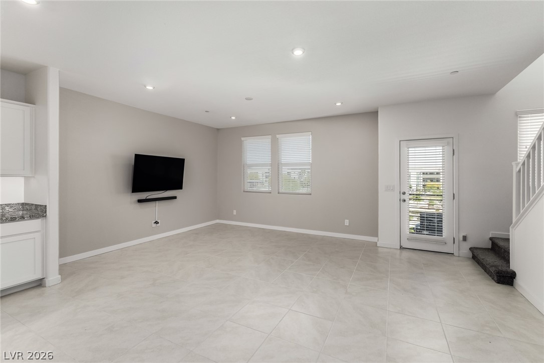 1111 Heliodor Avenue Property Photo 10