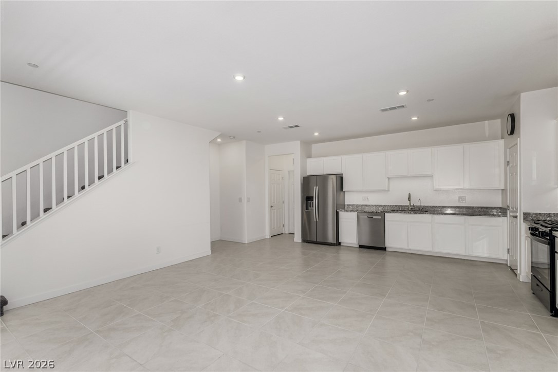 1111 Heliodor Avenue Property Photo 13