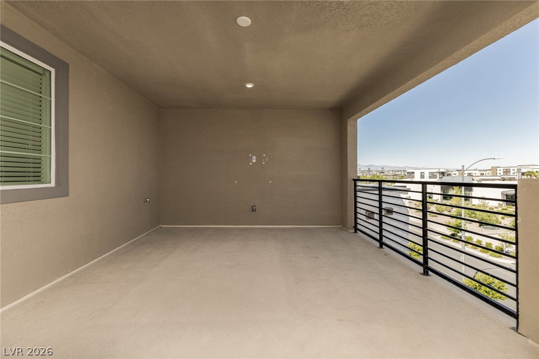 1111 Heliodor Avenue Property Photo 32