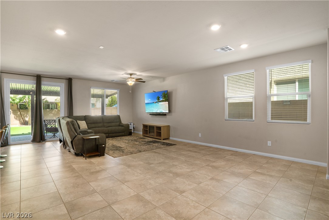 7709 Wishbone Falls Street Property Photo 11