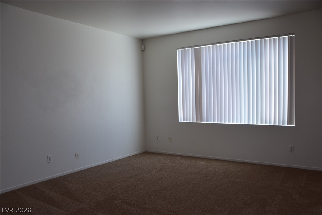 9493 Grove Ridge Avenue Property Photo 13