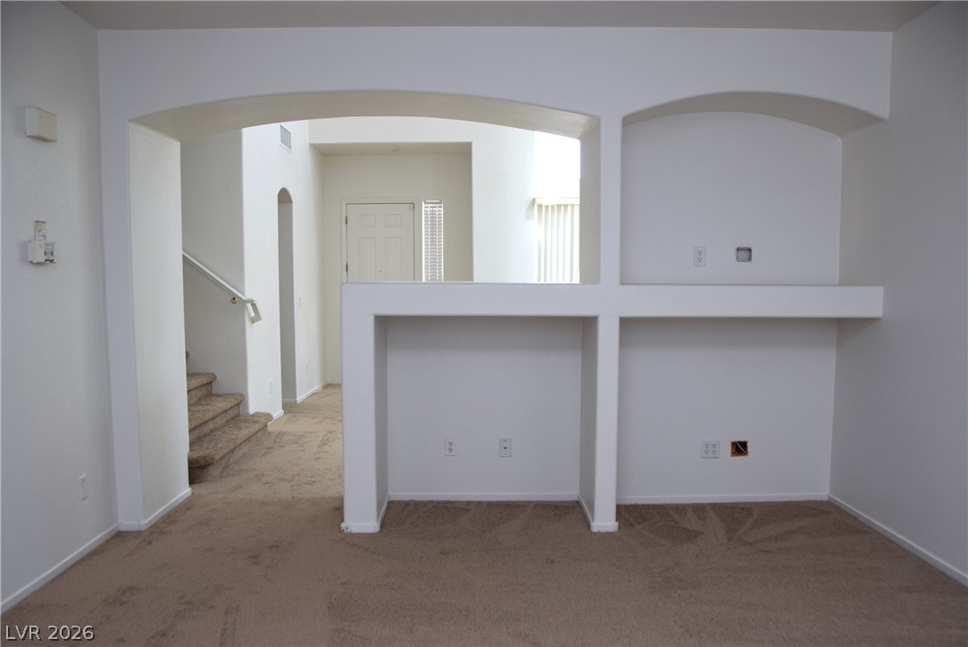 9493 Grove Ridge Avenue Property Photo 15