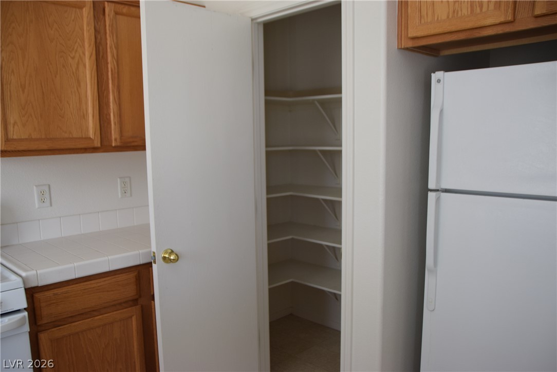 9493 Grove Ridge Avenue Property Photo 22