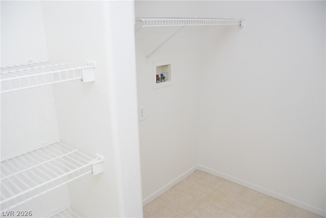 9493 Grove Ridge Avenue Property Photo 23