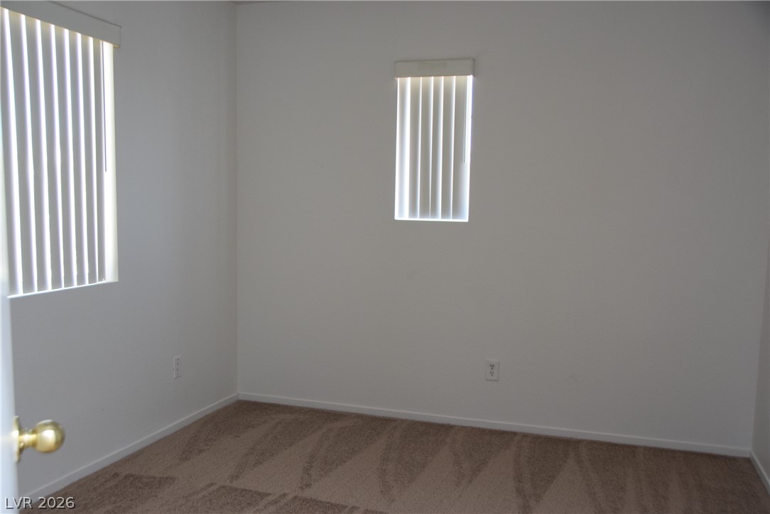 9493 Grove Ridge Avenue Property Photo 42