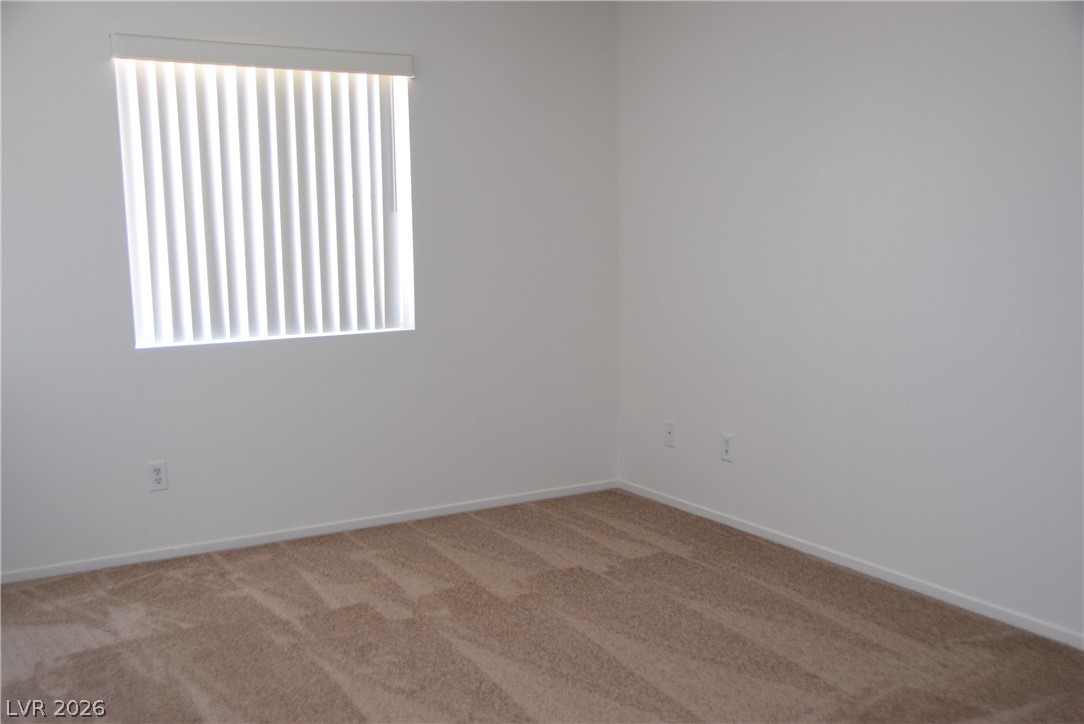 9493 Grove Ridge Avenue Property Photo 45
