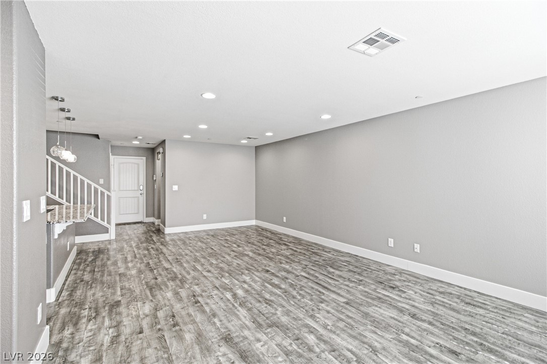2394 Via Firenze Property Photo 5
