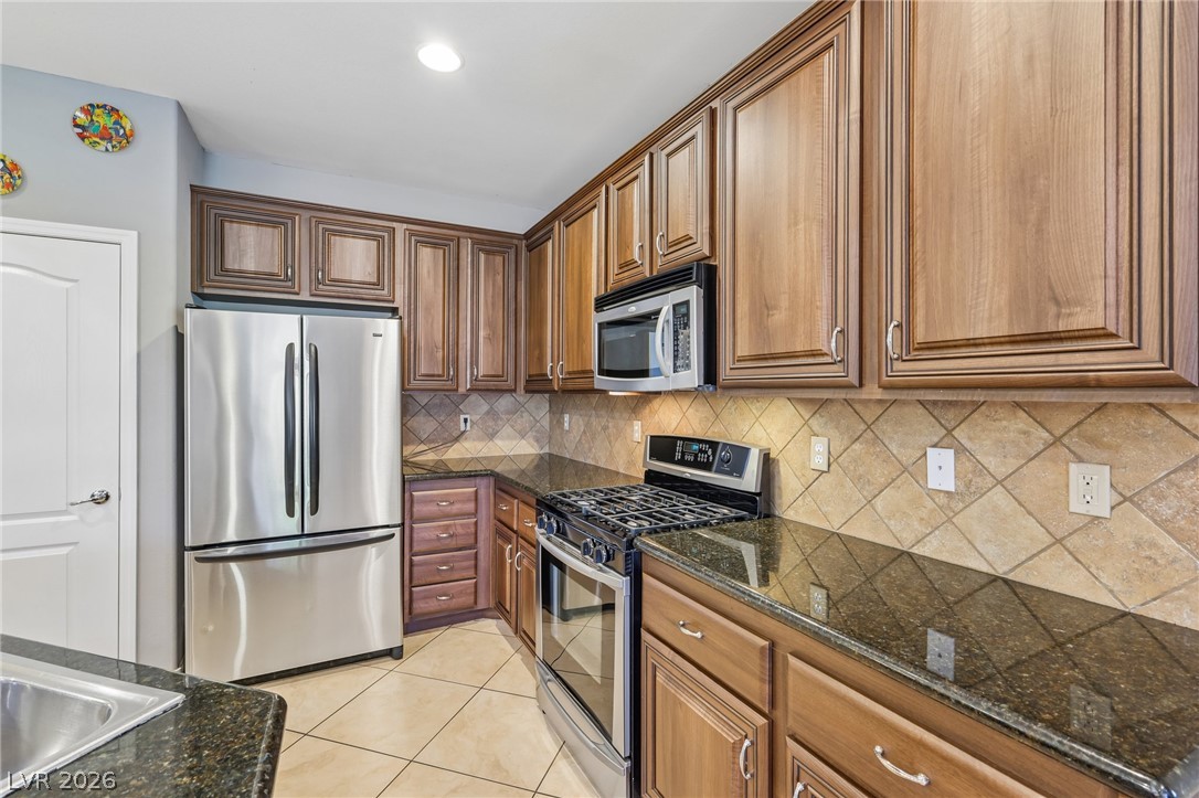 3736 Jasmine Heights Avenue Property Photo 21