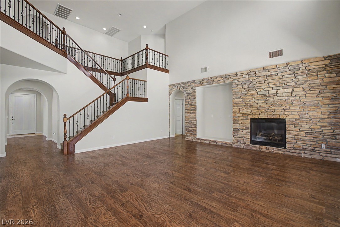 728 Blue Crystal Creek Road Property Photo 12
