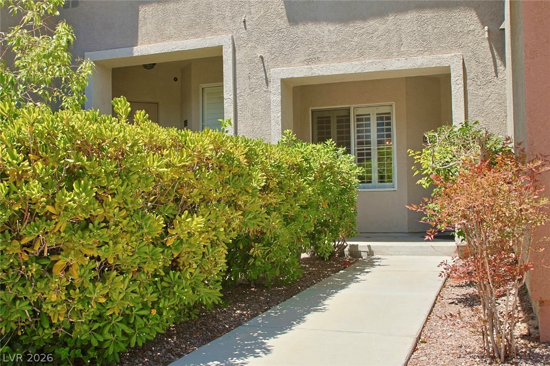 716 Peachy Canyon Circle 103 Property Photo 4