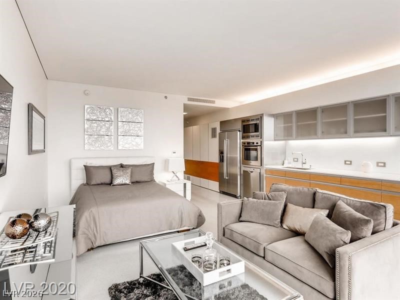 3722 Las Vegas Boulevard 2404 Property Photo 7