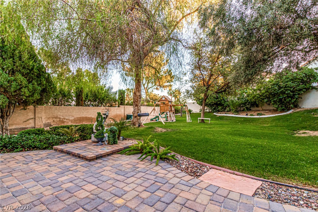 1413 Splendido Drive Property Photo 7