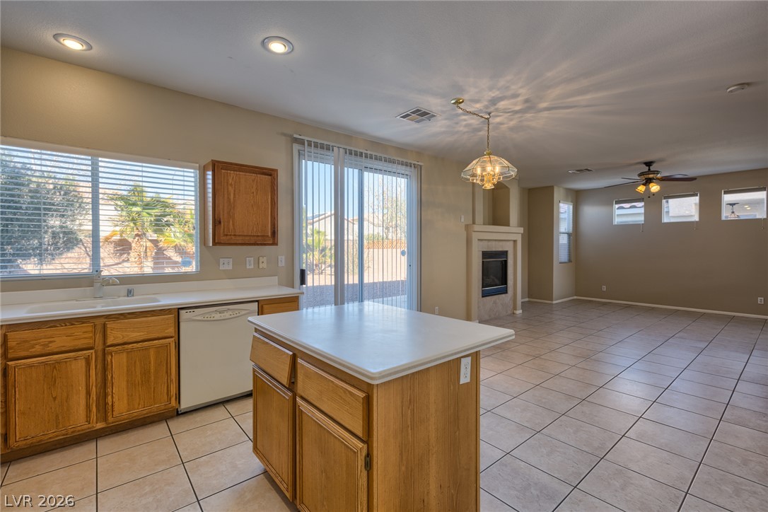 10054 Cambridge Blue Avenue Property Photo 12