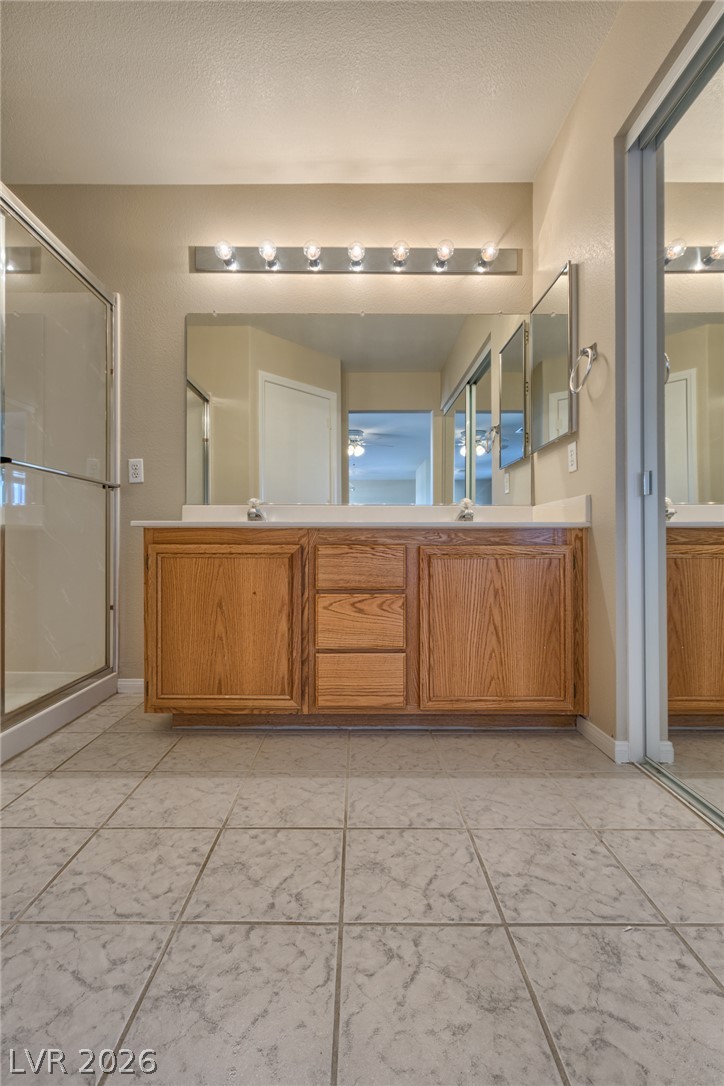 10054 Cambridge Blue Avenue Property Photo 23