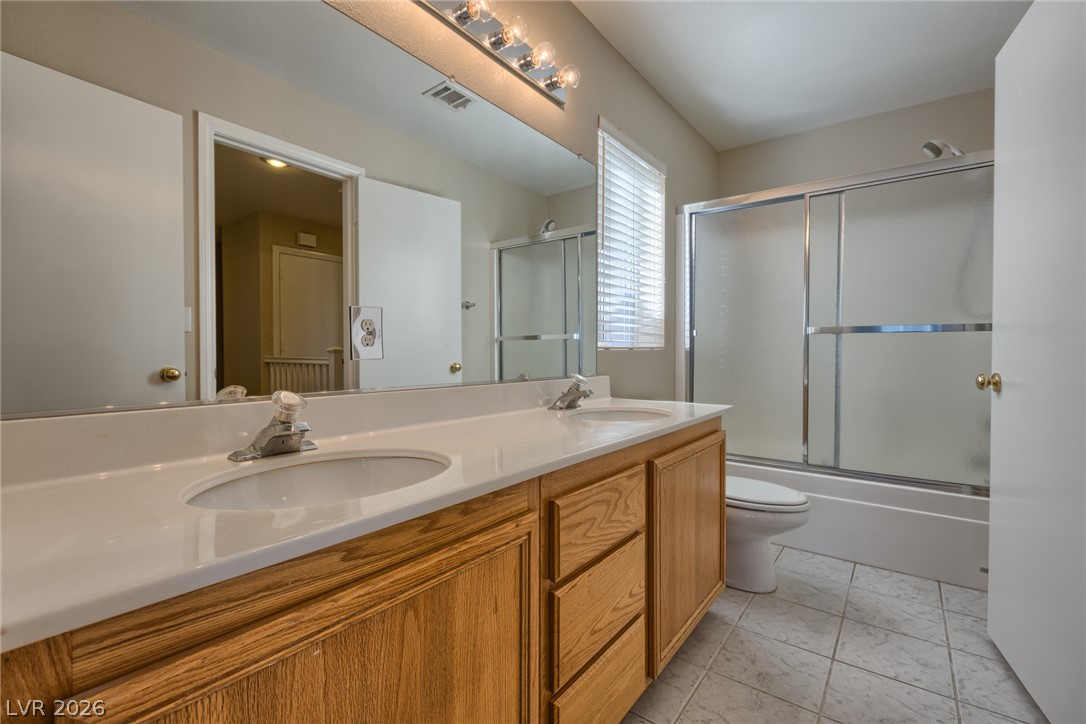 10054 Cambridge Blue Avenue Property Photo 31