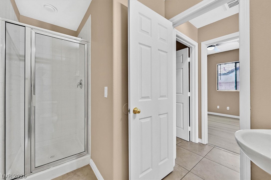 208 Tainted Berry Avenue Property Photo 9
