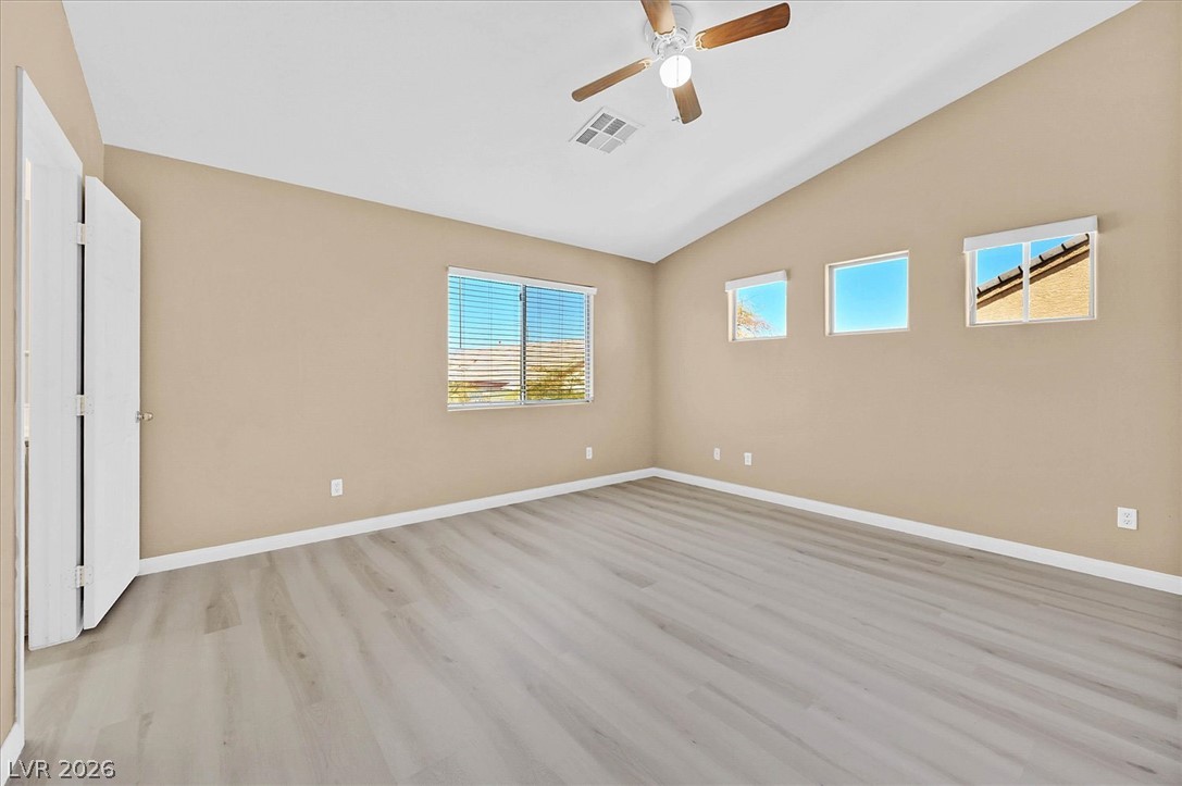 208 Tainted Berry Avenue Property Photo 12