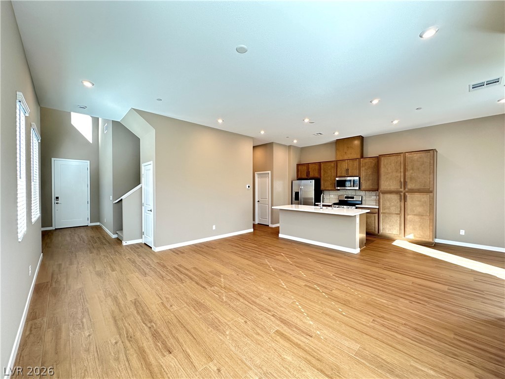 3363 Via Tizzoni Street Property Photo 4