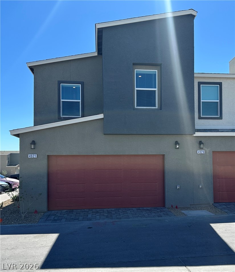 4921 Hunter Mesa Avenue Property Photo 1