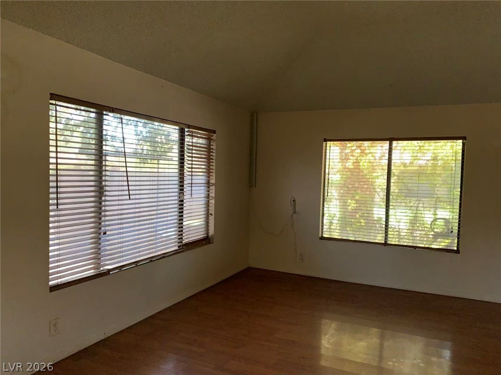 1897 Avacado Court Property Photo 12