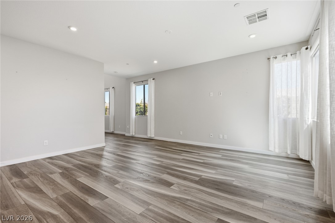 9254 Desert Pearl Avenue Property Photo 11