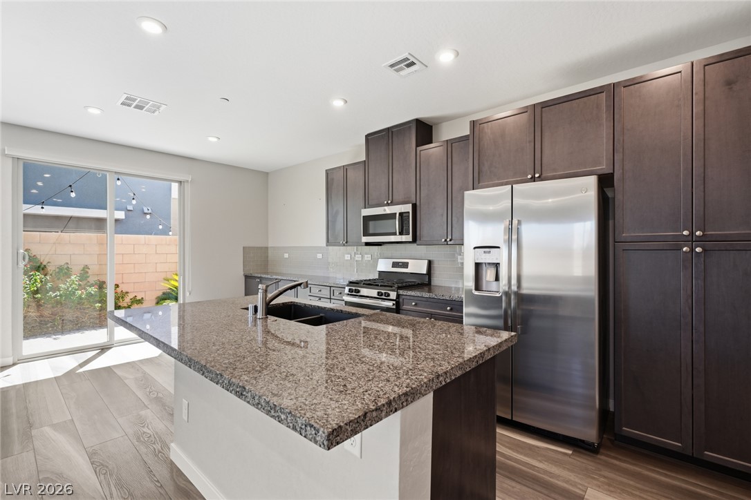 9254 Desert Pearl Avenue Property Photo 15