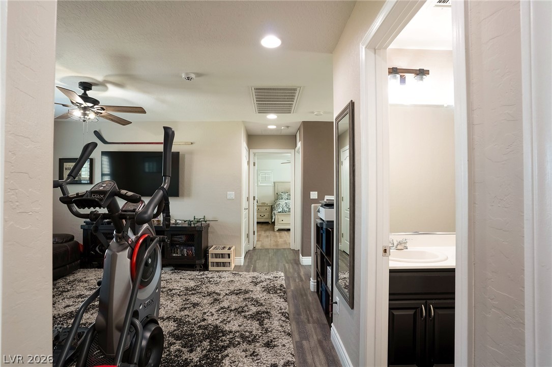 9796 Hearthfire Street Property Photo 17
