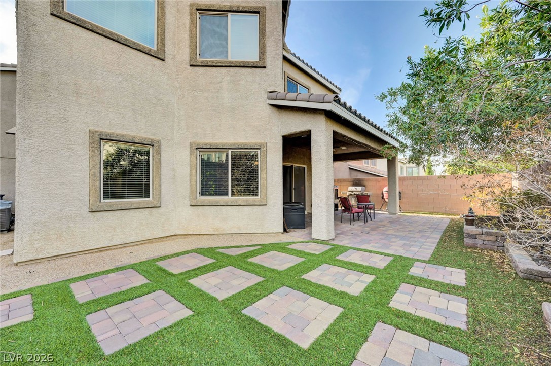 156 Dunblane Street Property Photo 4