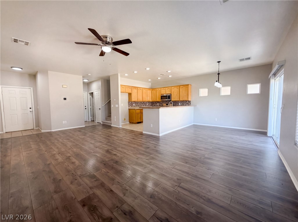 4560 Sunflower Avenue Property Photo 6