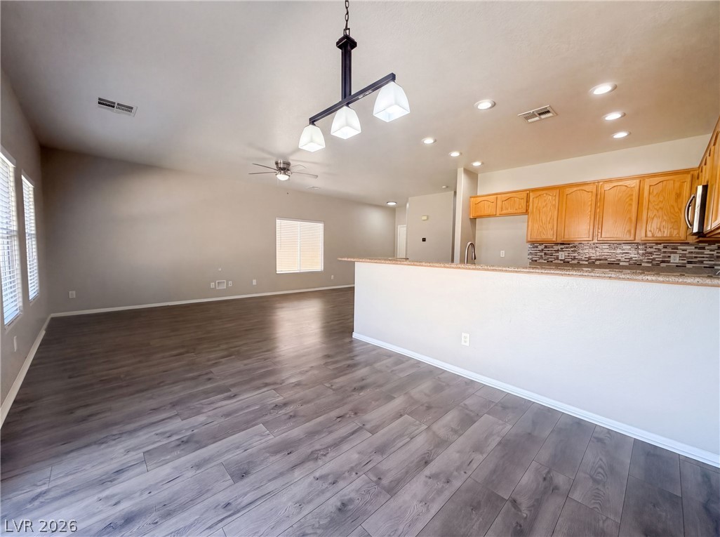 4560 Sunflower Avenue Property Photo 7