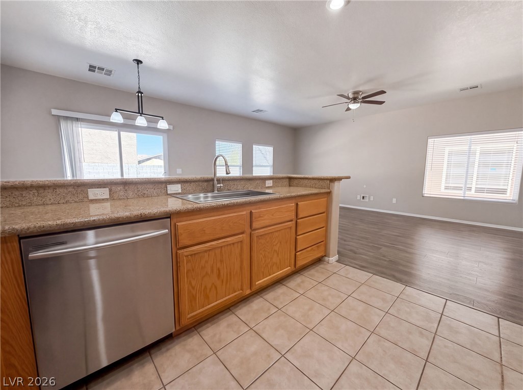 4560 Sunflower Avenue Property Photo 11