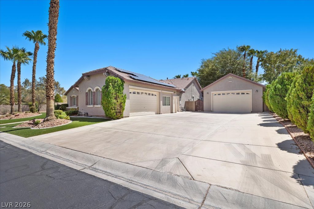 10658 Callington Way Property Photo 4