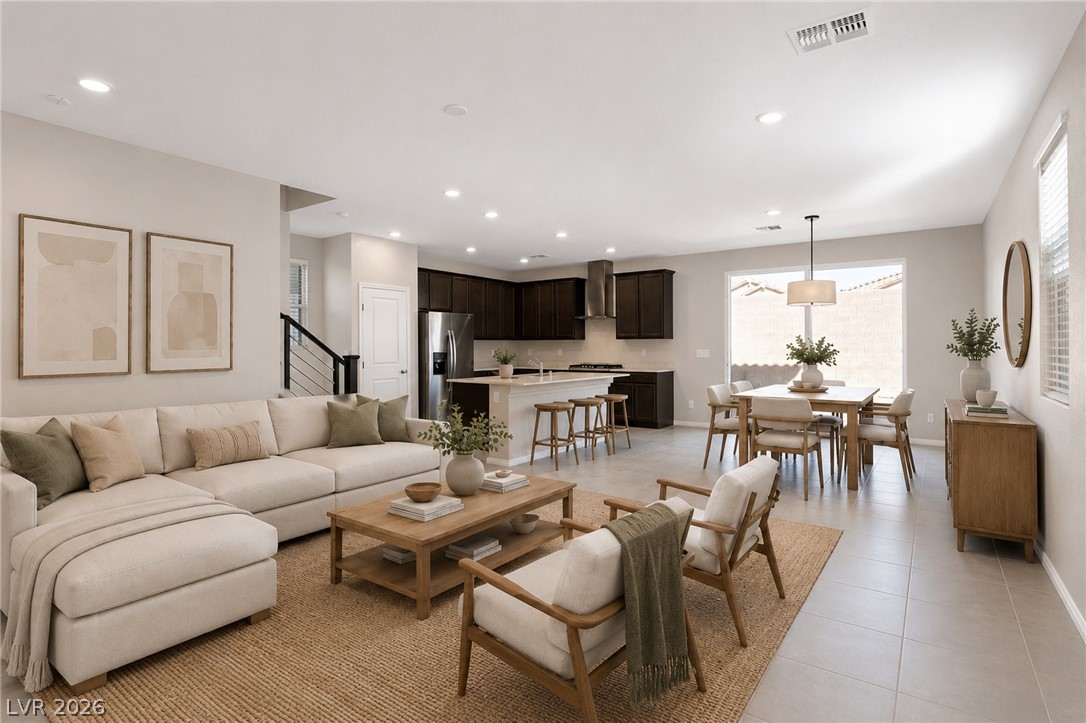 2572 Ofanto Street Property Photo 4