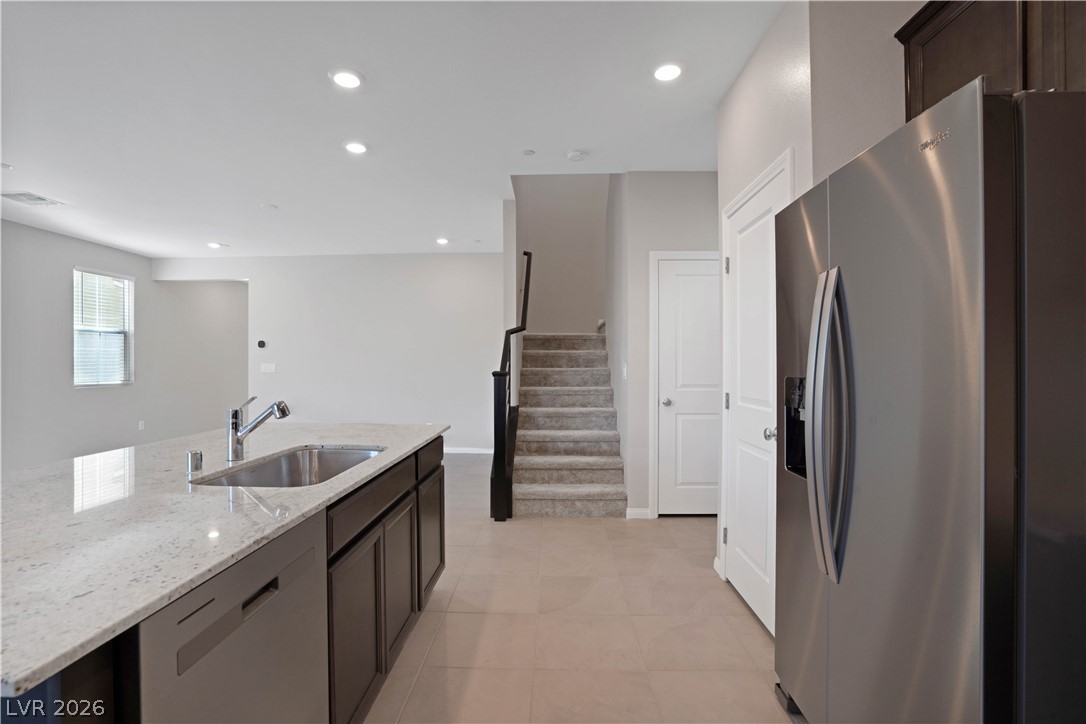2572 Ofanto Street Property Photo 10